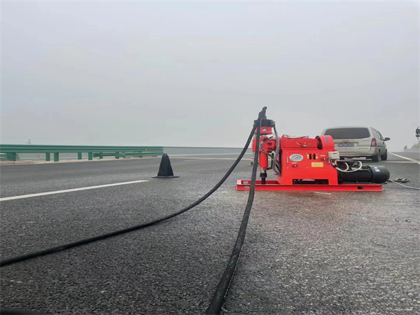 汝城马路路基路面开裂下沉注浆加固灌浆